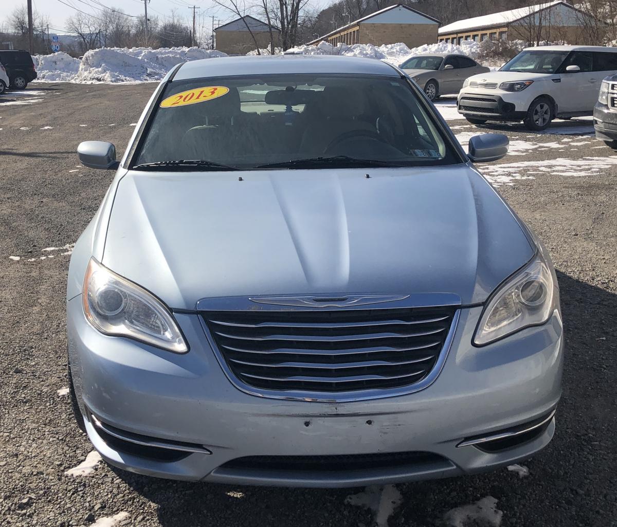 2013 Chrysler 200