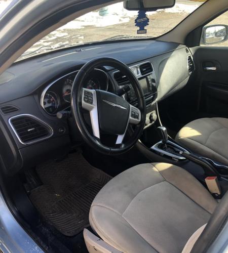 2013 Chrysler 200