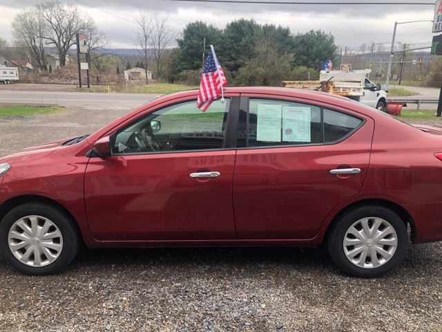 2016 Nissan Versa