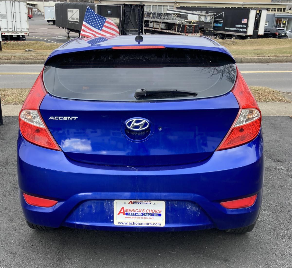 2013 Hyundai Accent SE