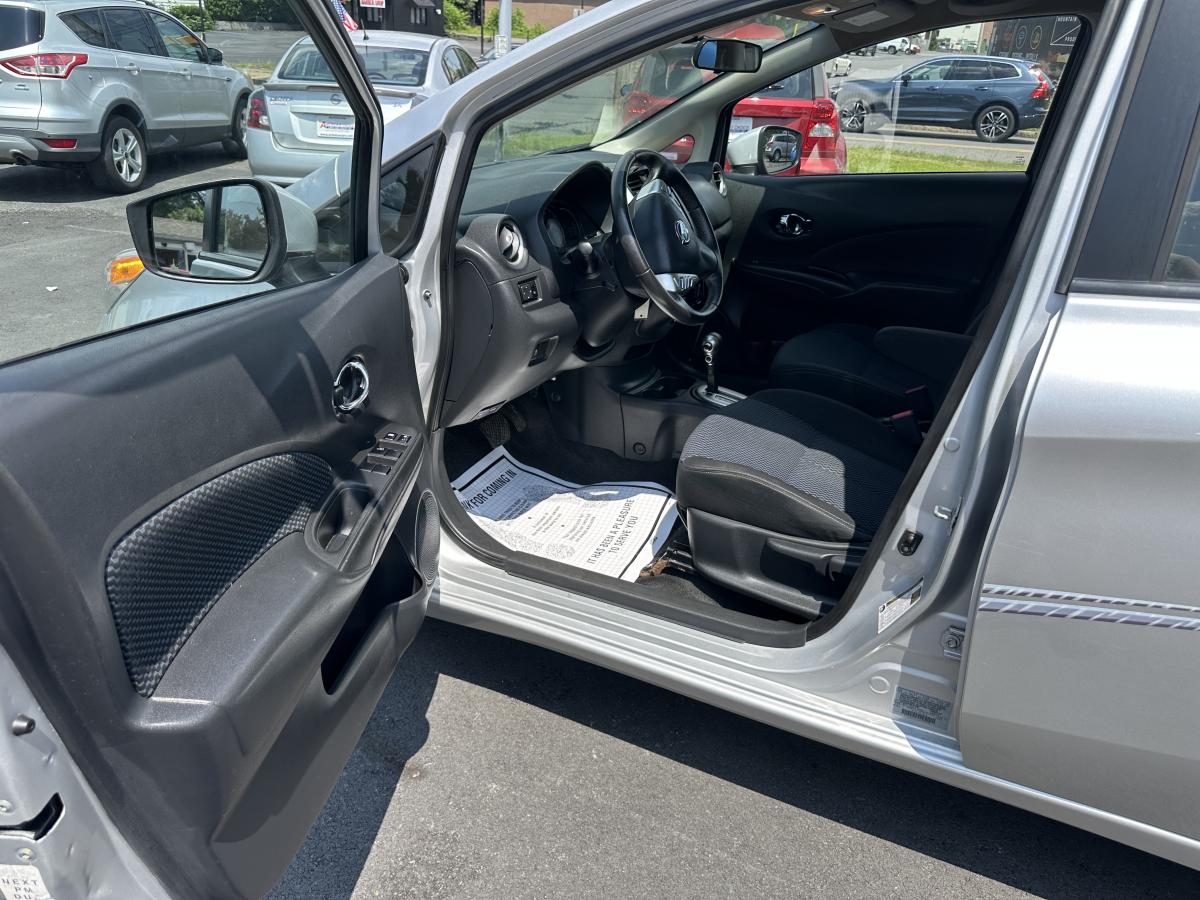 2016 Nissan Versa