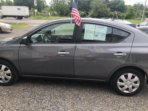 2019 Nissan Versa