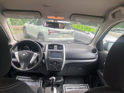 2019 Nissan Versa