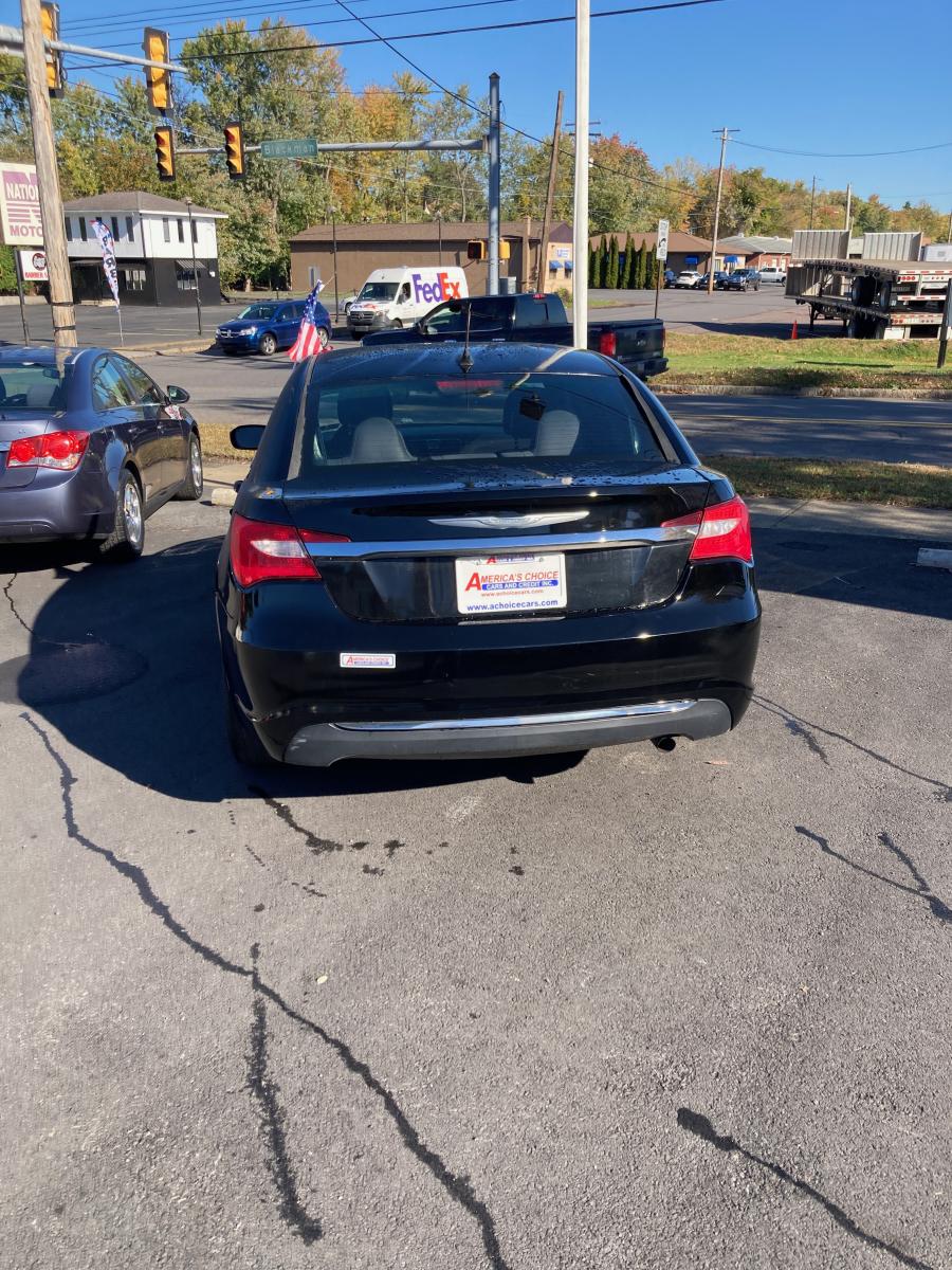 2014 Chrysler 200