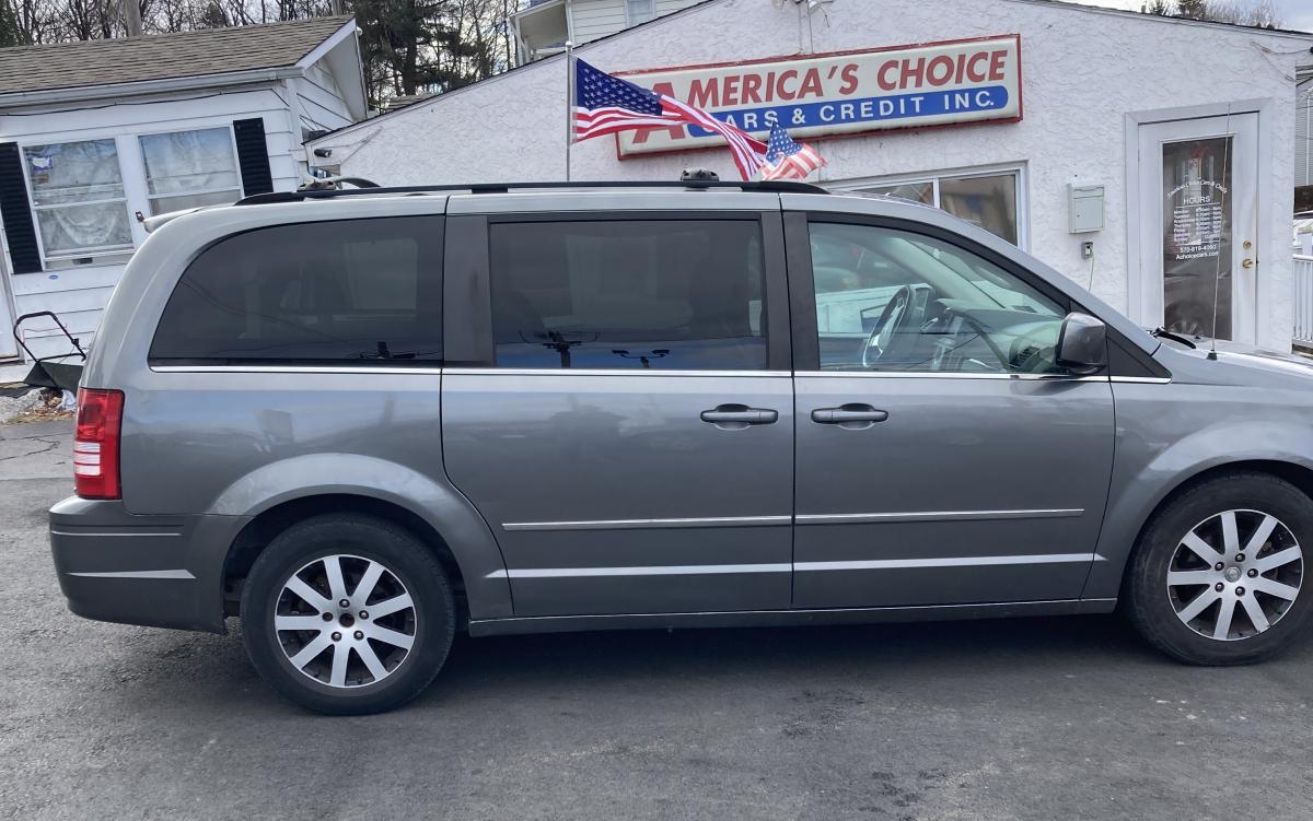 2009 Chrysler Town & Country