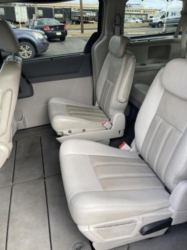 2009 Chrysler Town & Country