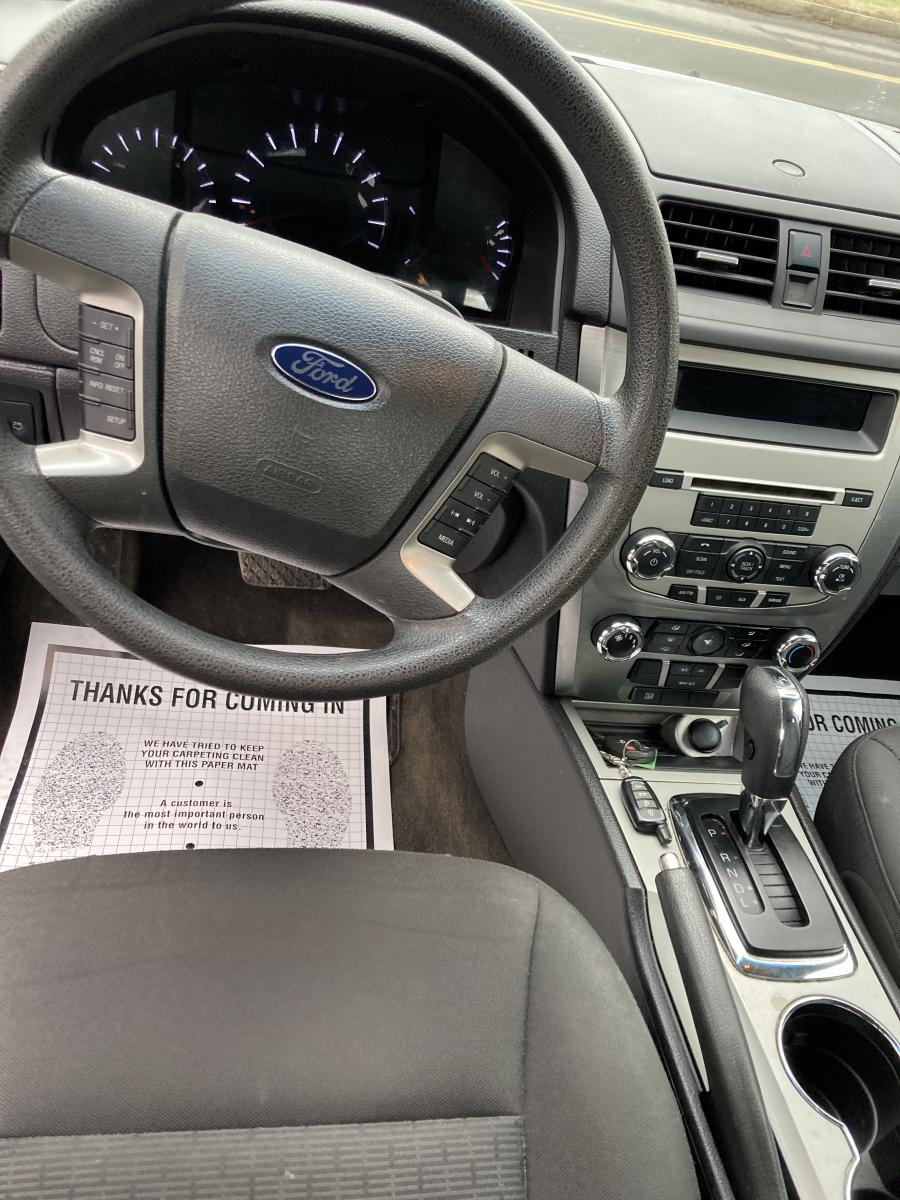 2011 Ford Fusion SE